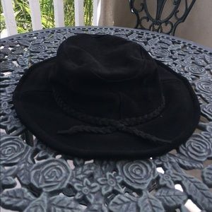 Free people genuine leather black hat🖤